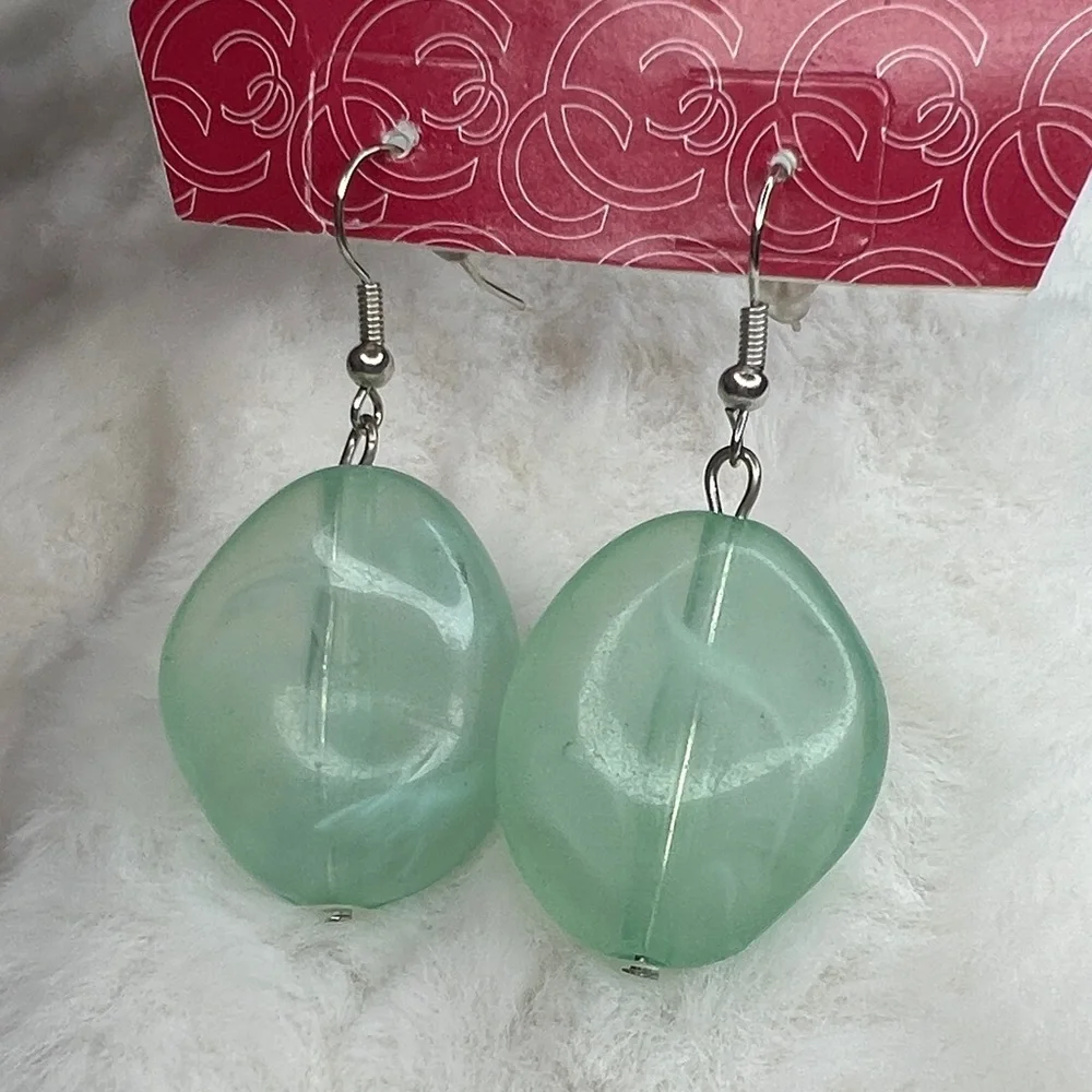 Charming Charlie Mint seafoam green fishhook Earrings - Picture 4 of 5